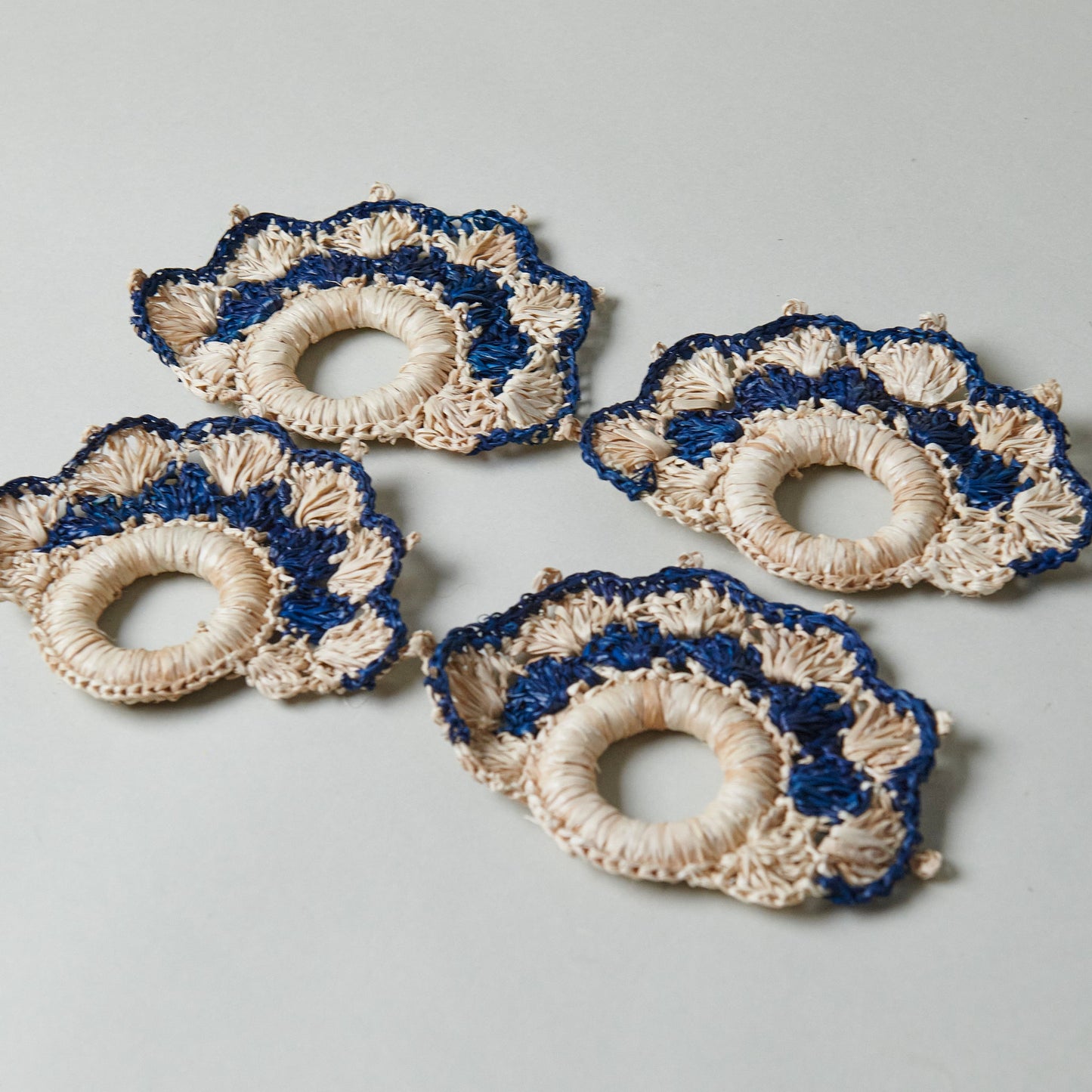 Raffia Fanshell Napkin Ring