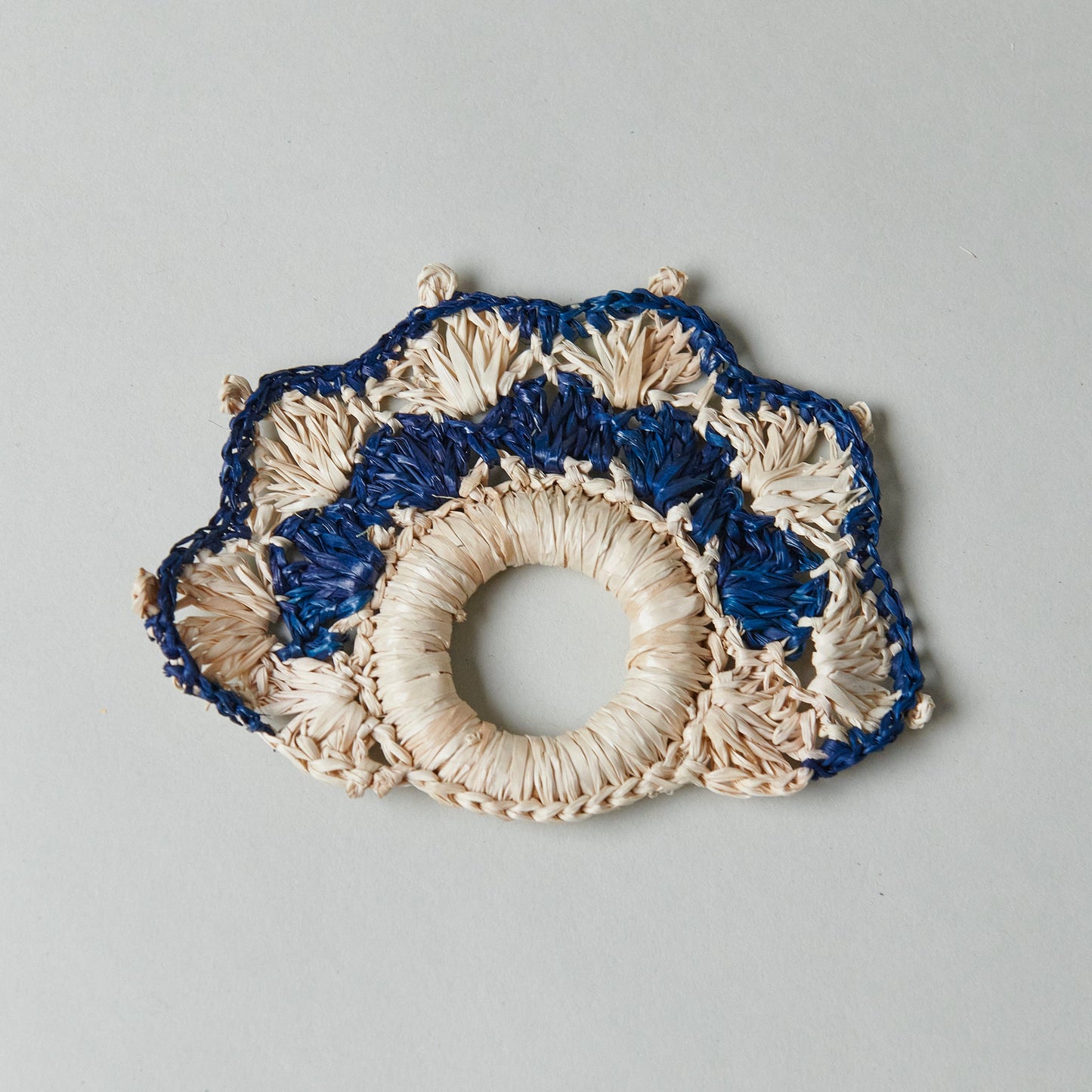 Raffia Fanshell Napkin Ring