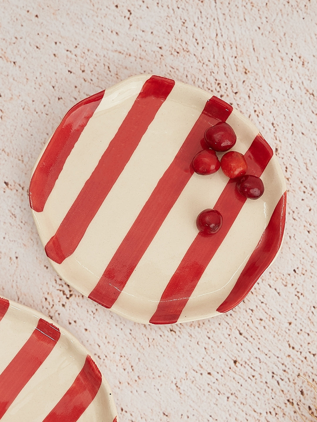 Ceramic Red stripe plate, 6.3x6.3 Inches (Set of 4)