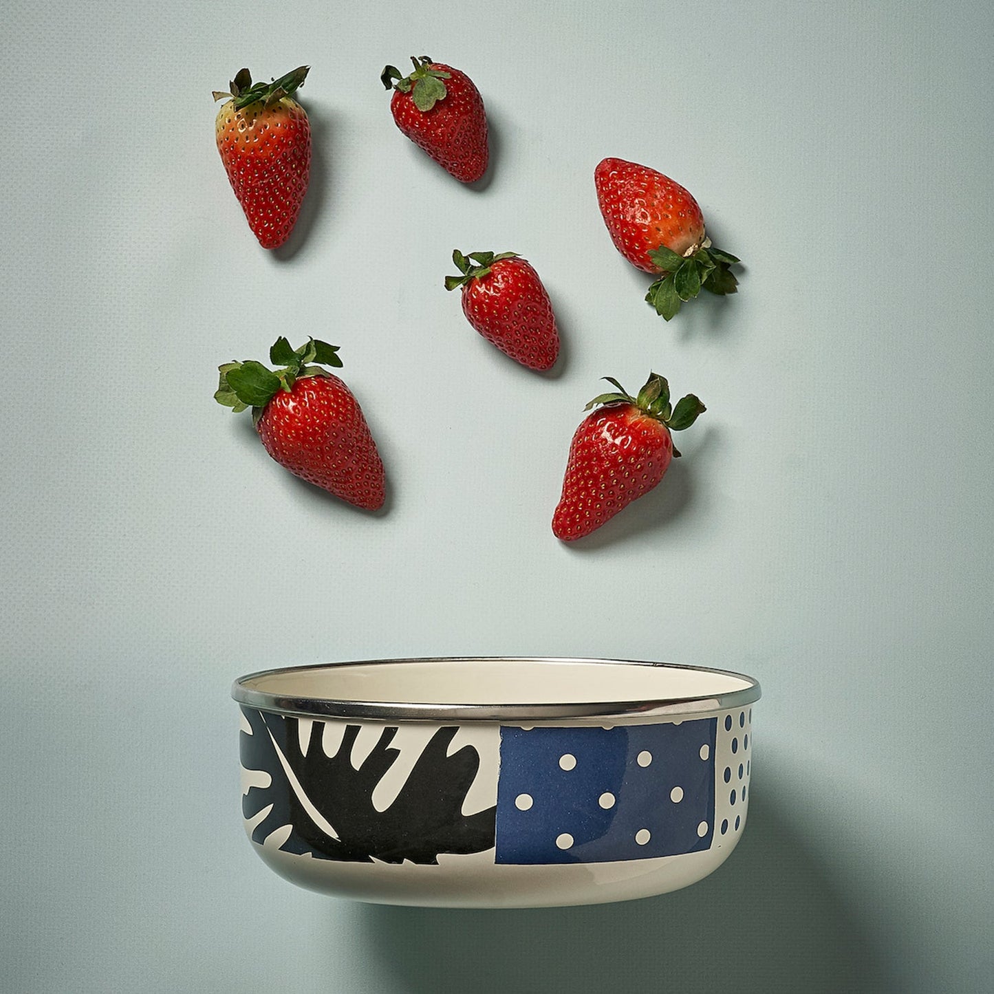 Kapka Flashback Enamel Food Storage Container - Darling Spring