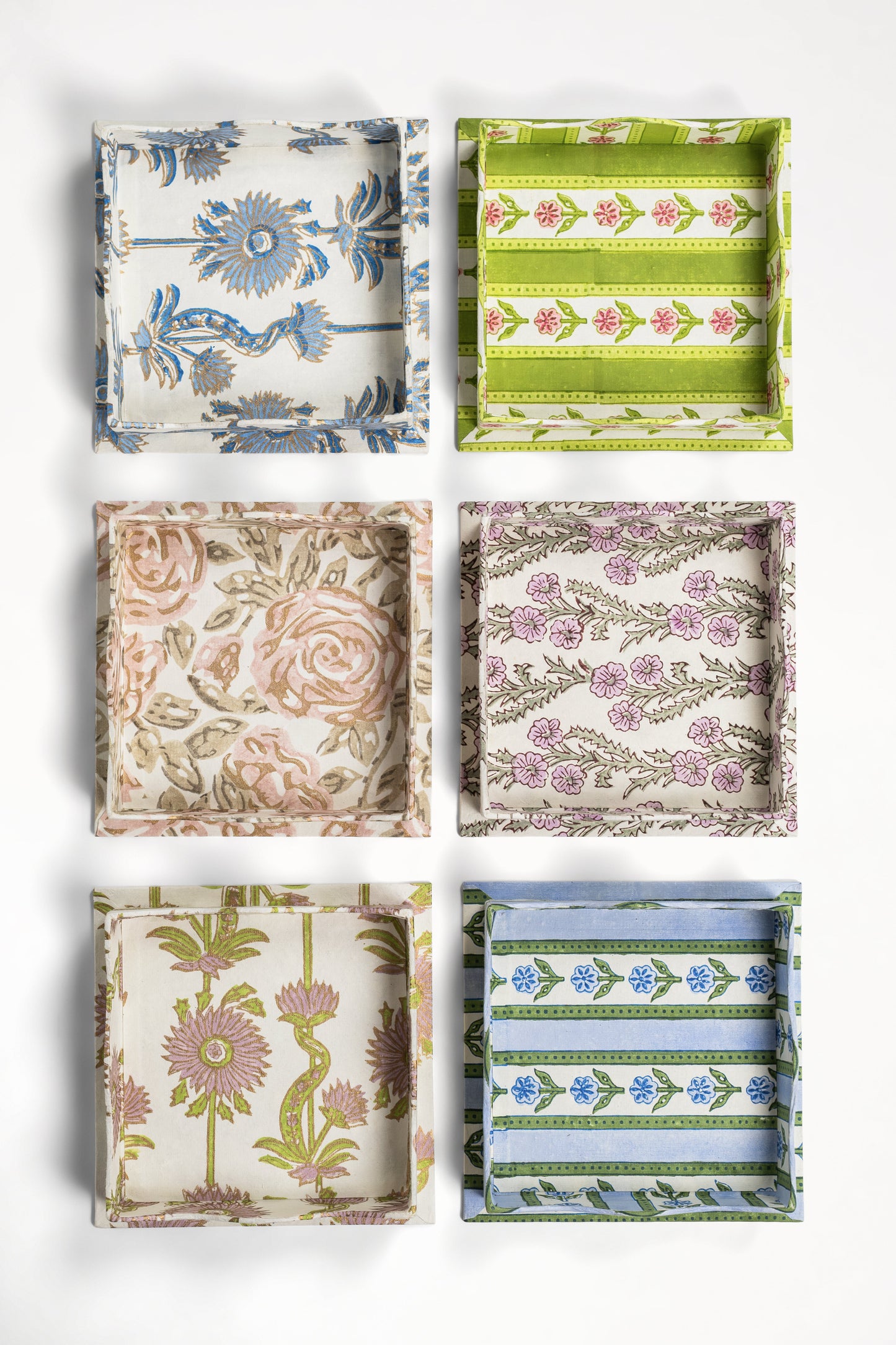 Nesting Scalloped Cottage Garden Blockprint Trays