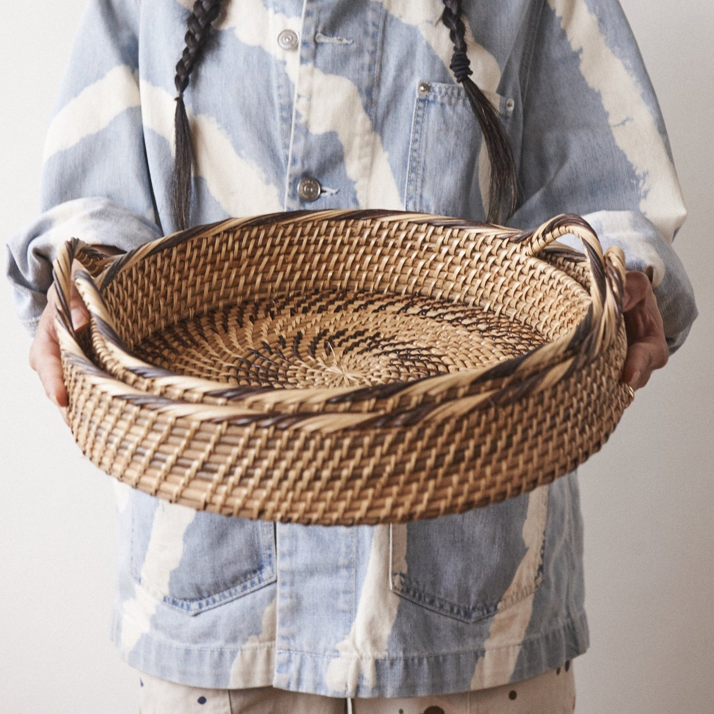 Cuenca Rattan Serving Tray