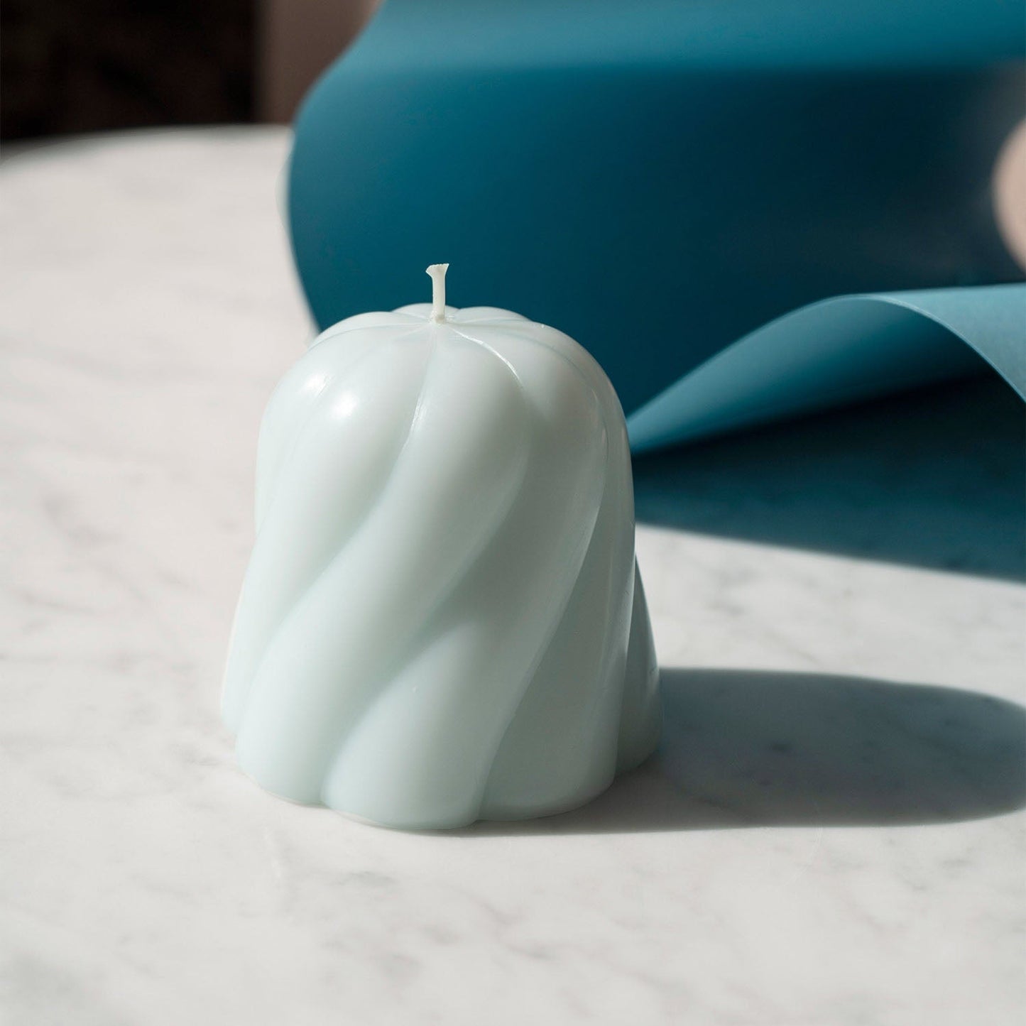 OCTAEVO Templo Candle - Pale Blue