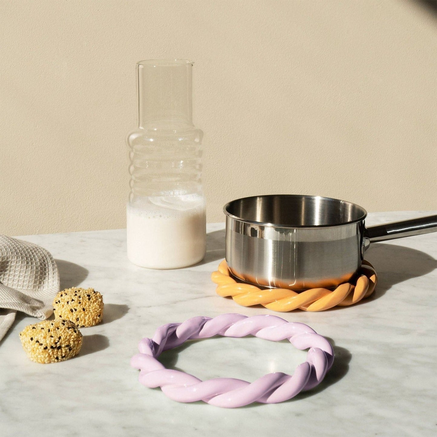 OCTAEVO Sicilia Ceramic Trivet - Lilac