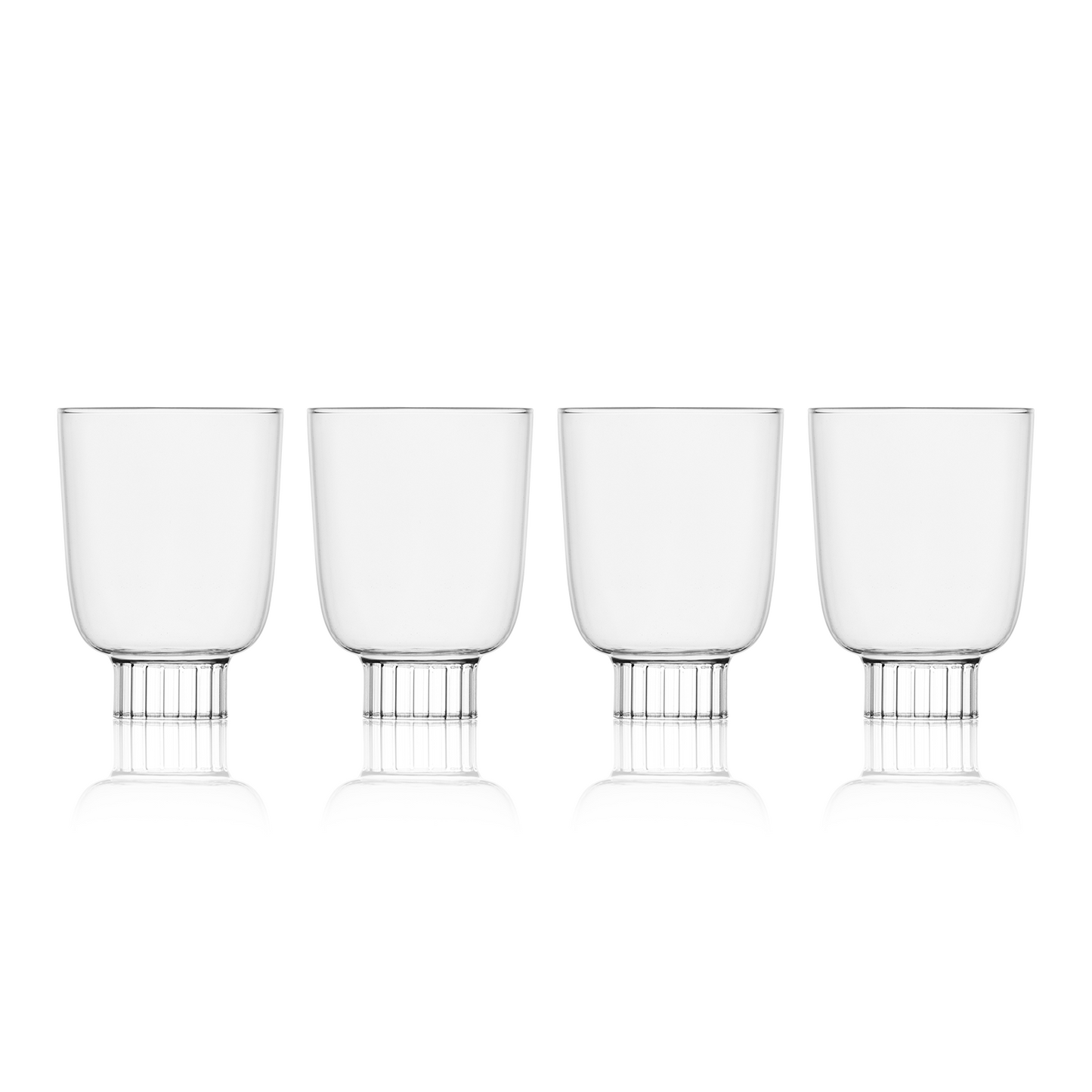 Sprezz's clear wine glasses, a celebration of simplicity and elegance. Designed for those who appreciate the understated beauty of hand-blown glass, these tumblers are perfect for any beverage, offering versatility and style for everyday use or special occasions.