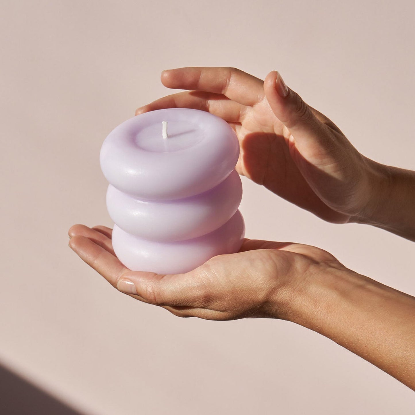 OCTAEVO Templo Candle - Pale Lilac