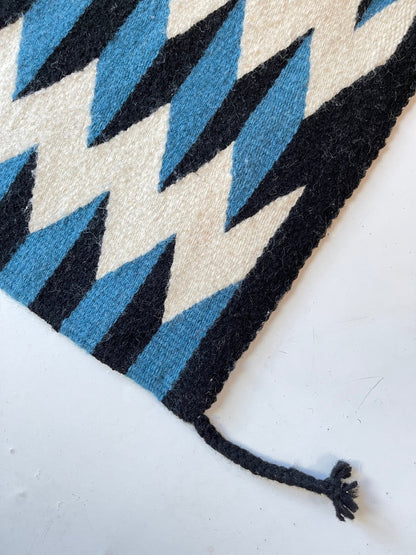 Teo Rug in Blue/Black