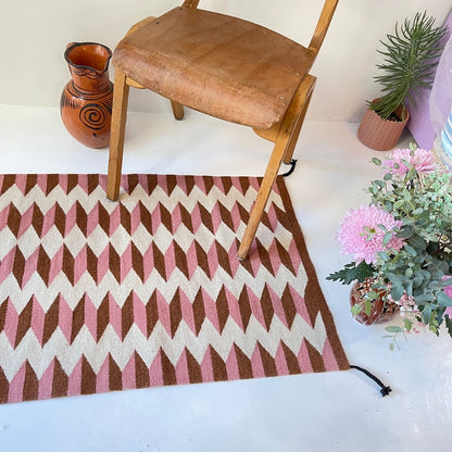Teo Rug in Umber/Pink