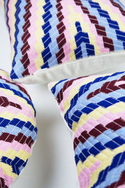 Almolonga Pillow - Multi