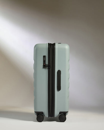 Medium Luggage in Mist Blue - Icon Stripe
