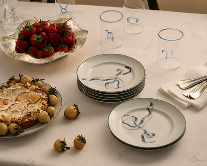 Ribbon Dessert Plates