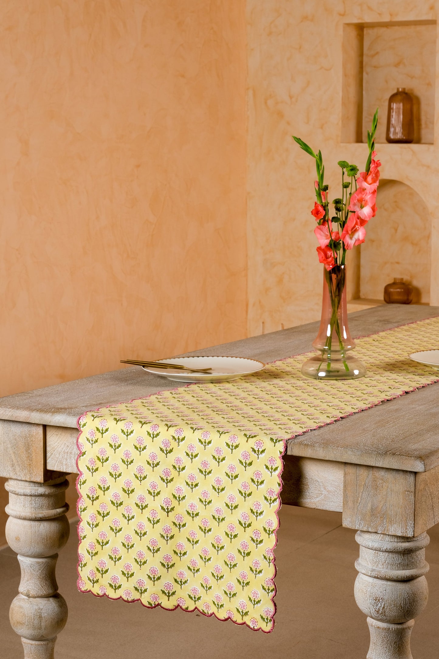 Mona Scallop Embroidered Blockprint Tablerunner in Butter Yellow