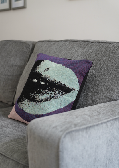 Faceless - Lips Pillow
