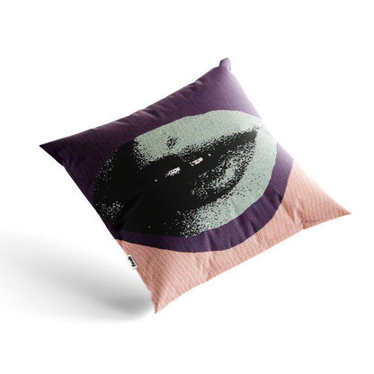 Faceless - Lips Pillow
