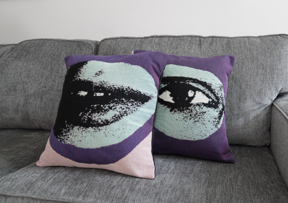 Faceless - Lips Pillow