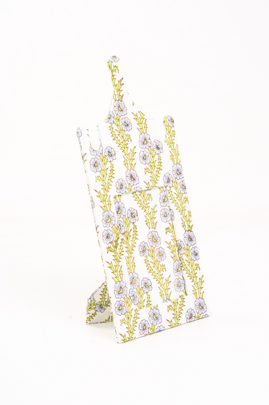 Austen Picture Frame in Forget Me Not Floral, 4x6