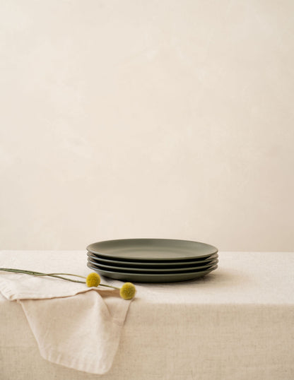 The Grande Plate: Set of 4 Dinner Plates
