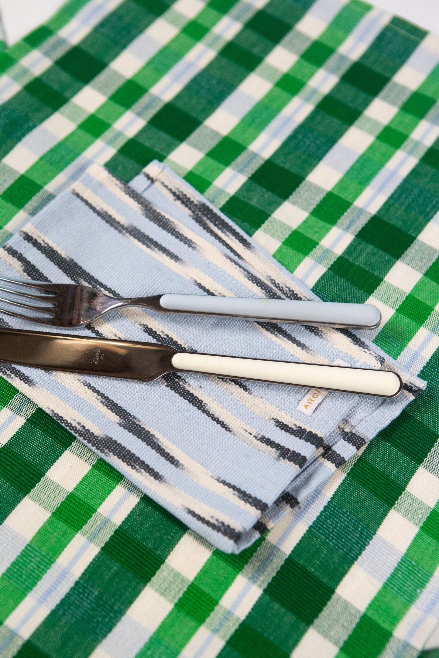 Josefina Plaid Placemat Set