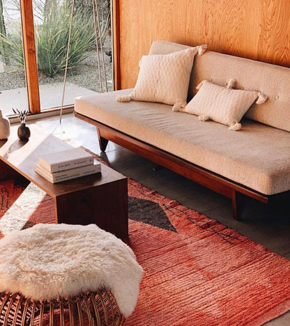 Antigua - Natural White 20" x 20"