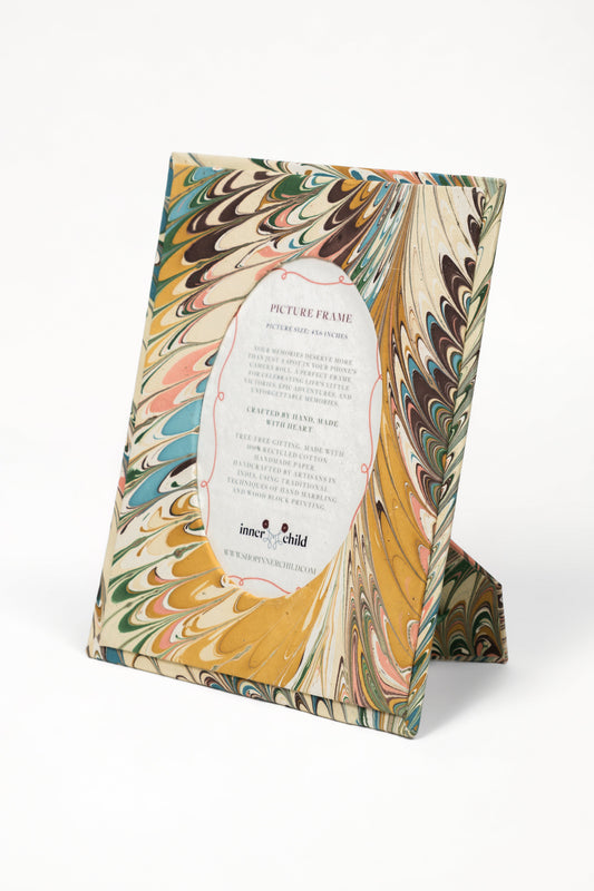 Hand-Marbled Flatiron Feathers Picture Frame with Oval Opening, 4x6