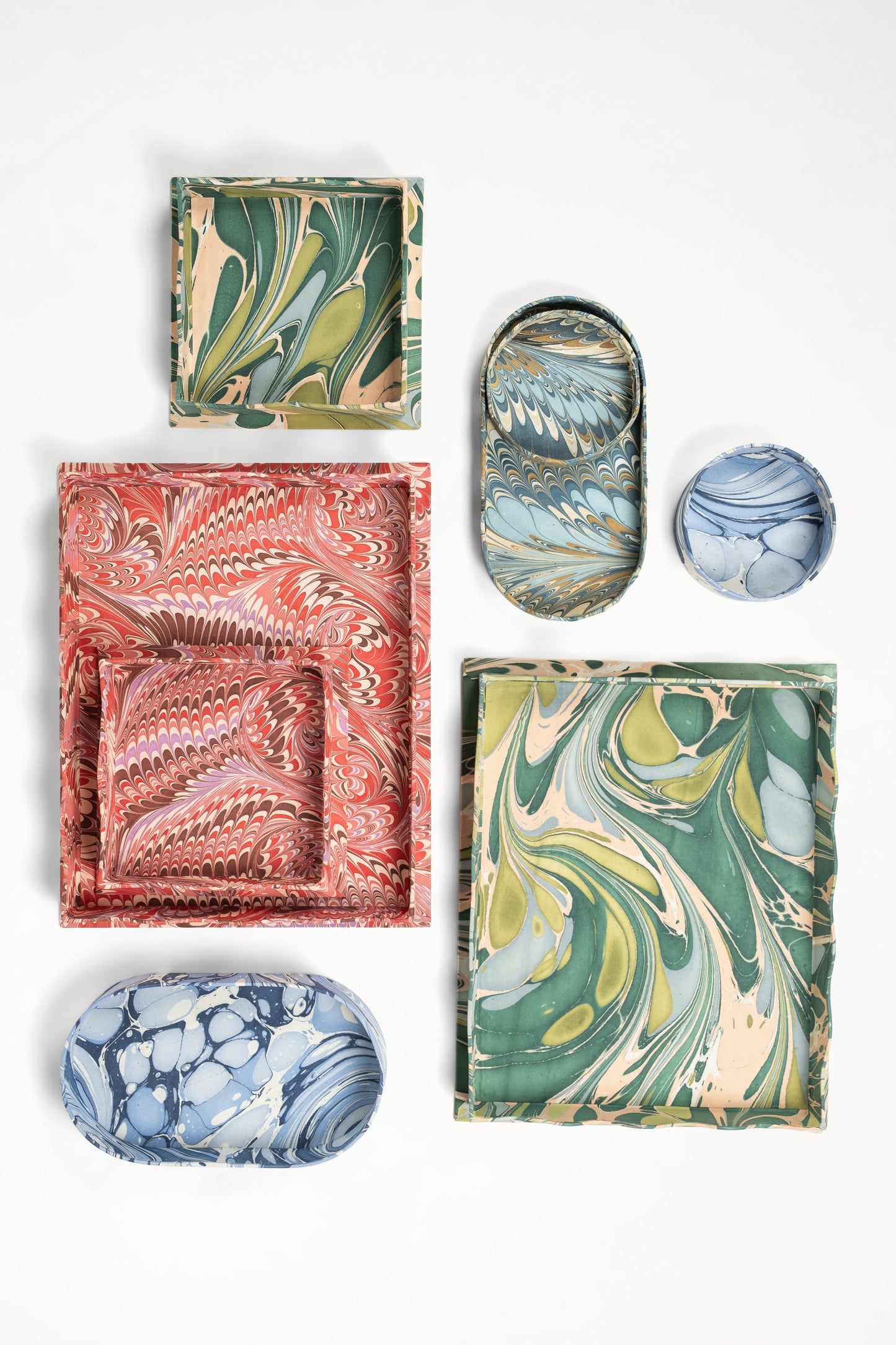 Nesting Scalloped Hand-Marbled Oval Desk Tray Set in Nila Feathers