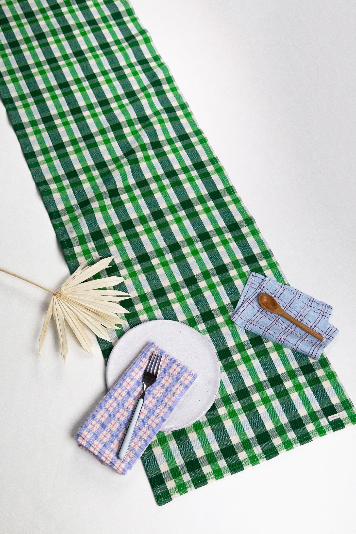 Josefina Plaid Runner