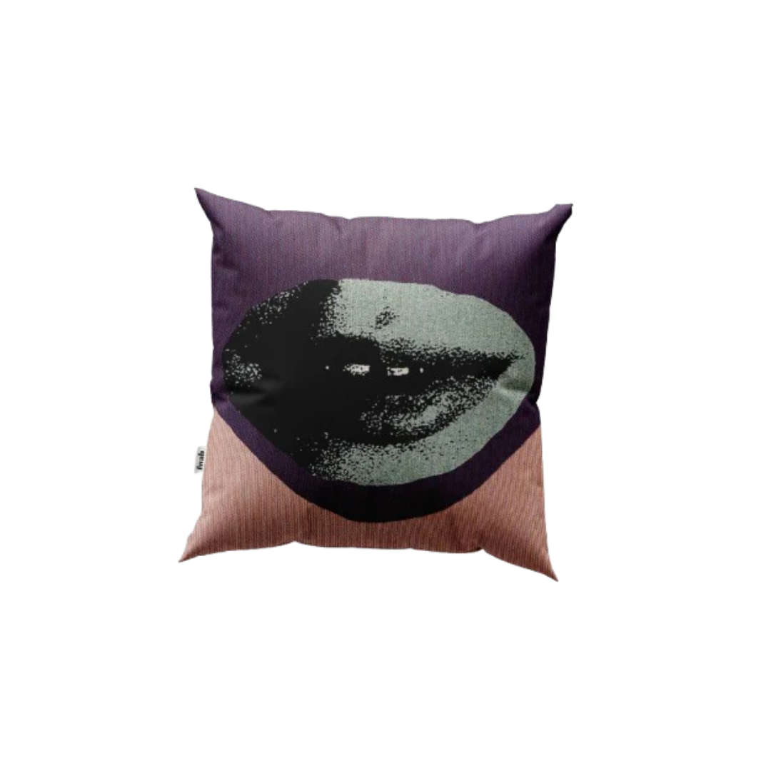 Faceless - Lips Pillow