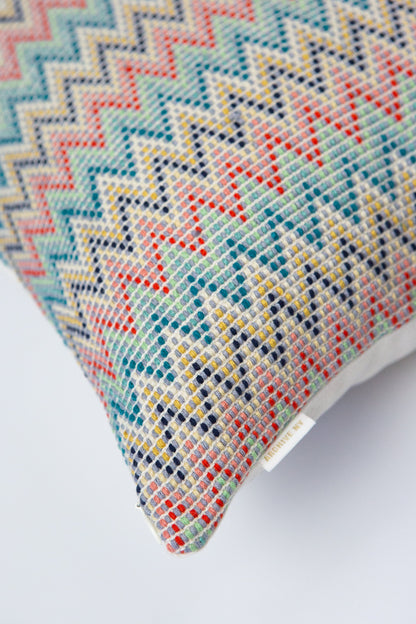Nahuala Zig Zag Pillow - 16"x16"