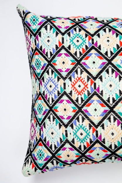 Nahuala II Pillow - Mint