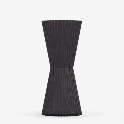 AIZ Glass in Charcoal