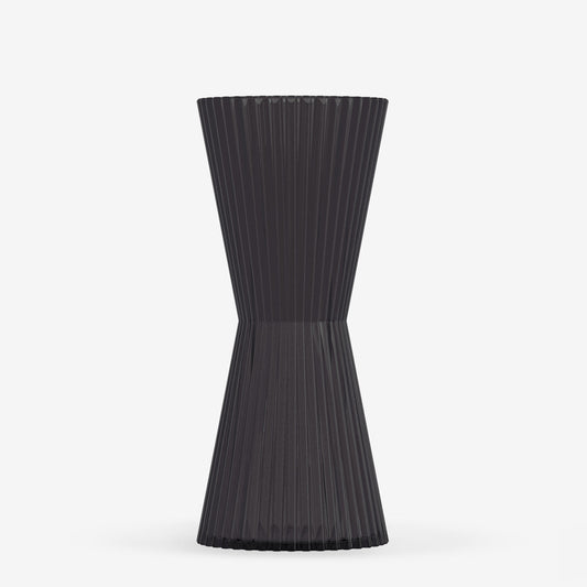 AIZ Glass in Charcoal