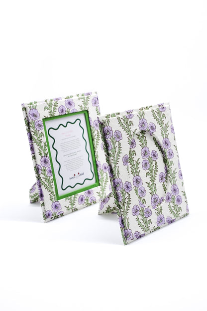 Purple Forget-Me-Not Picture Frame with Oval Opening, 4x6