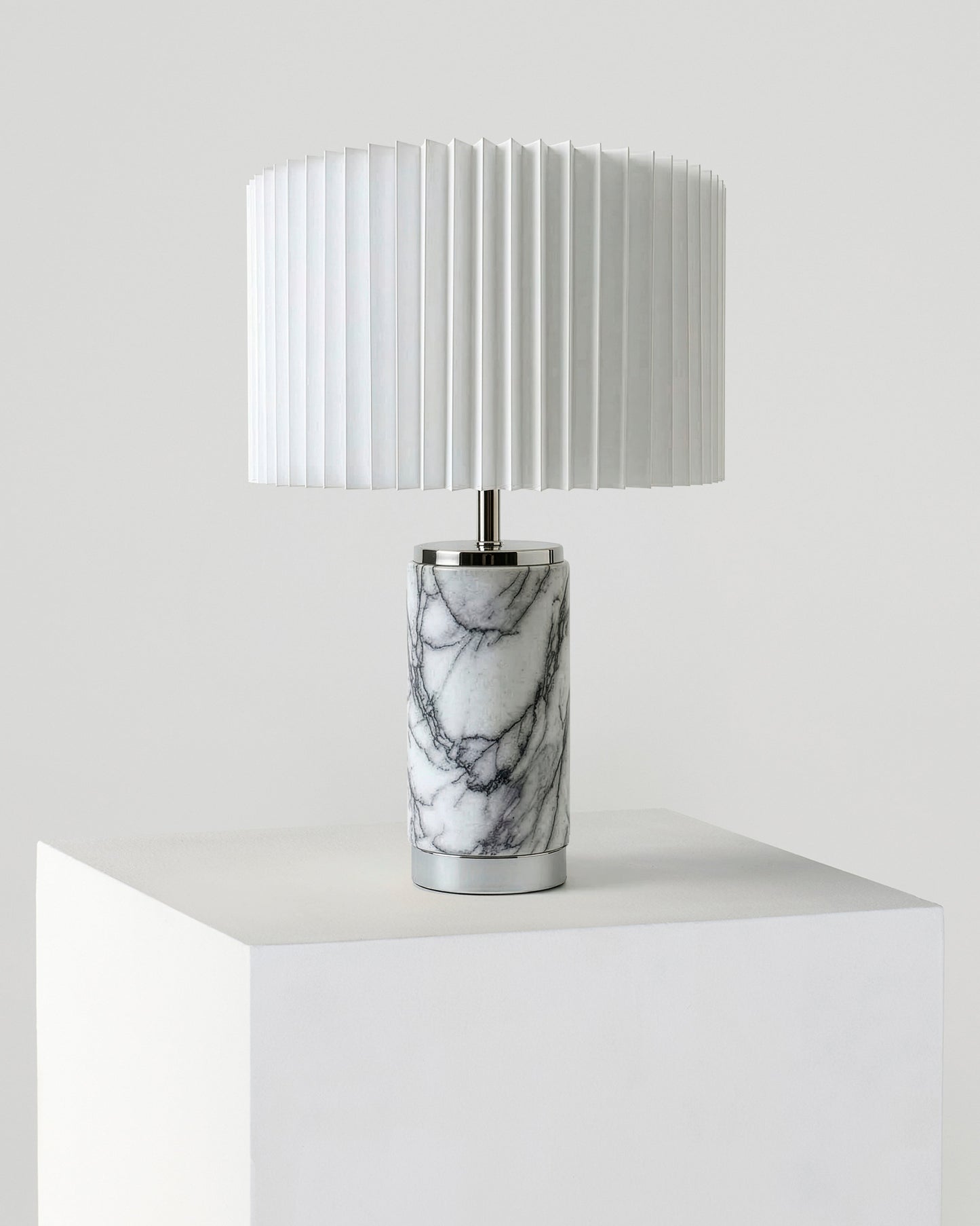 Arden USB Table Lamp
