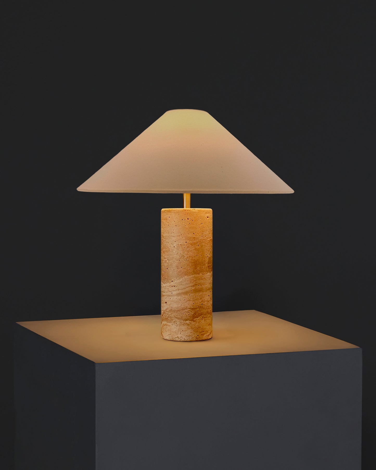 Runo Table Lamp