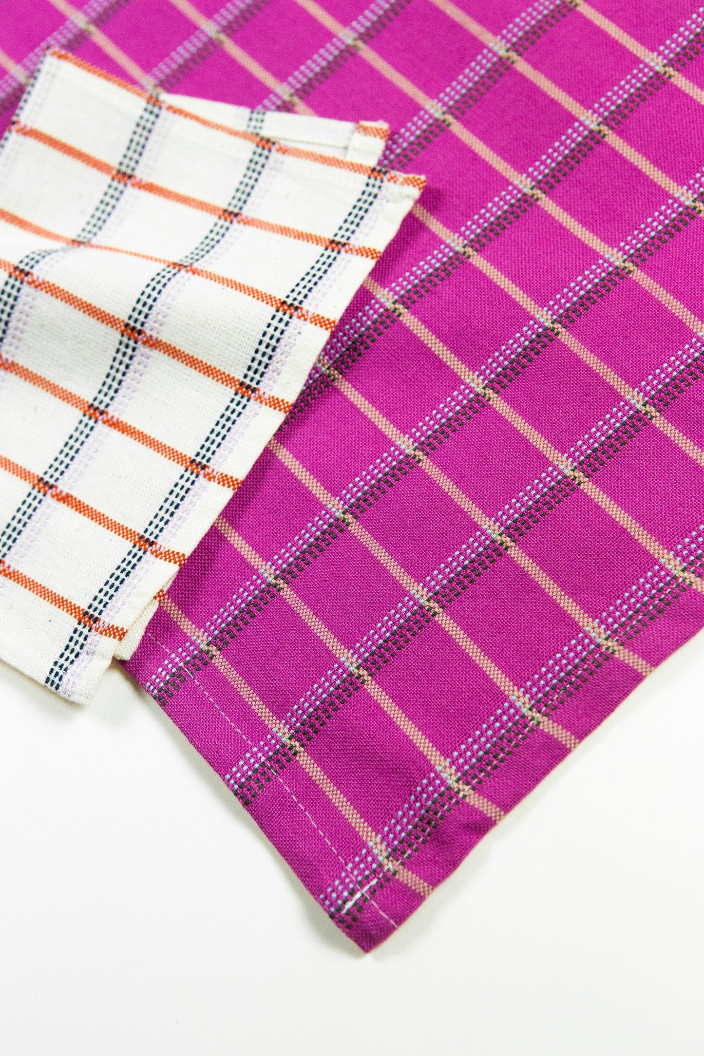 San Lucas Plaid Pink Table Runner