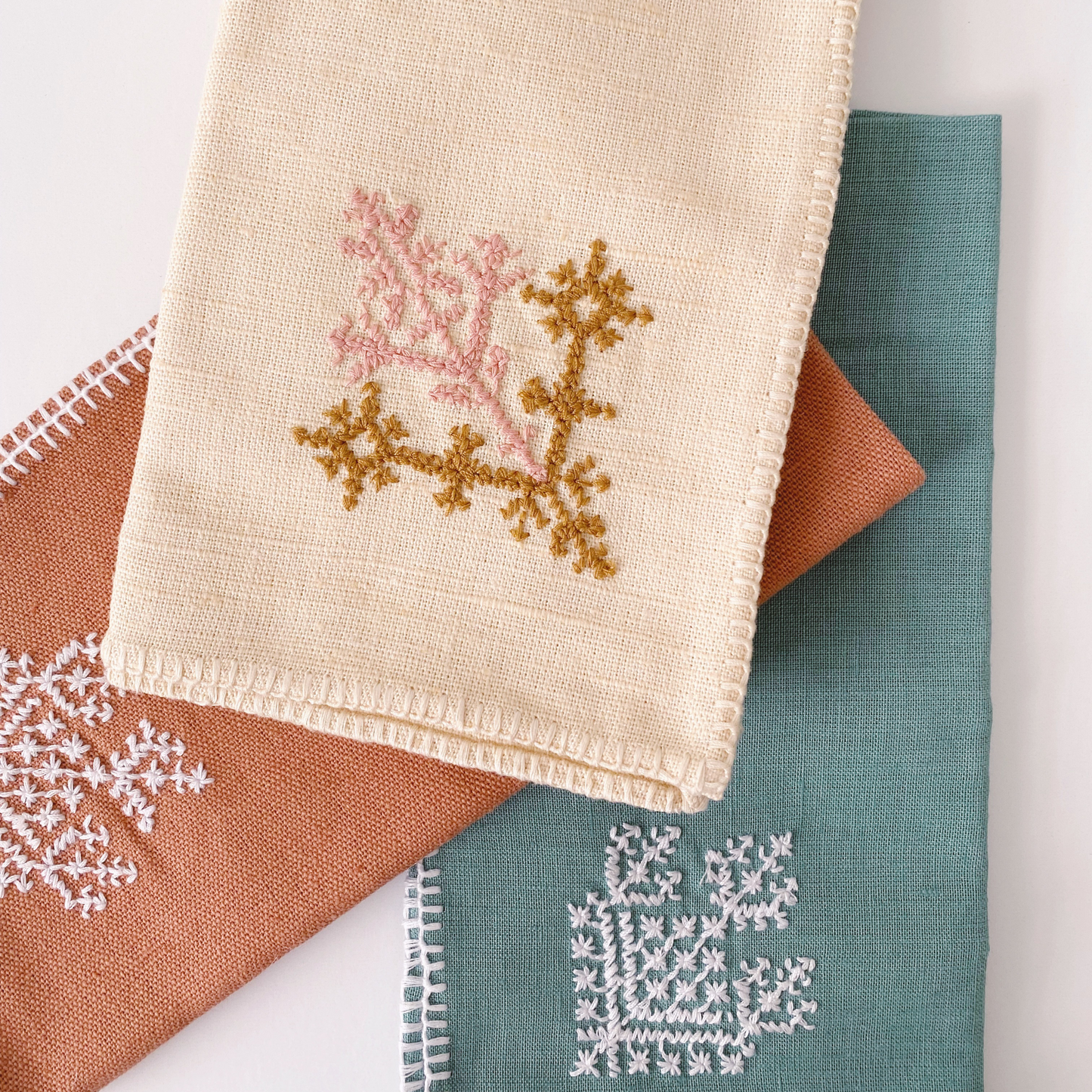 FRANCES EMBROIDERED NAPKINS, ECRU, SET OF TWO