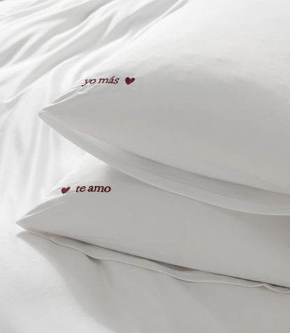 Te Amo Lumière Pillowcase Set