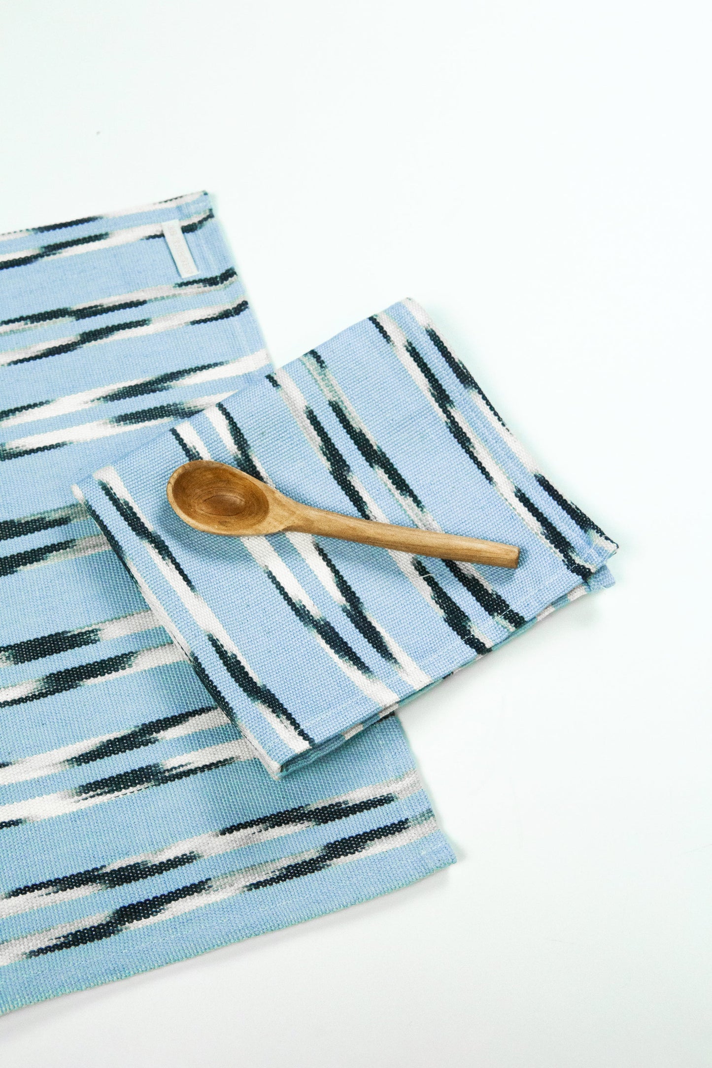 Xela Light Blue Jaspe Party Napkins