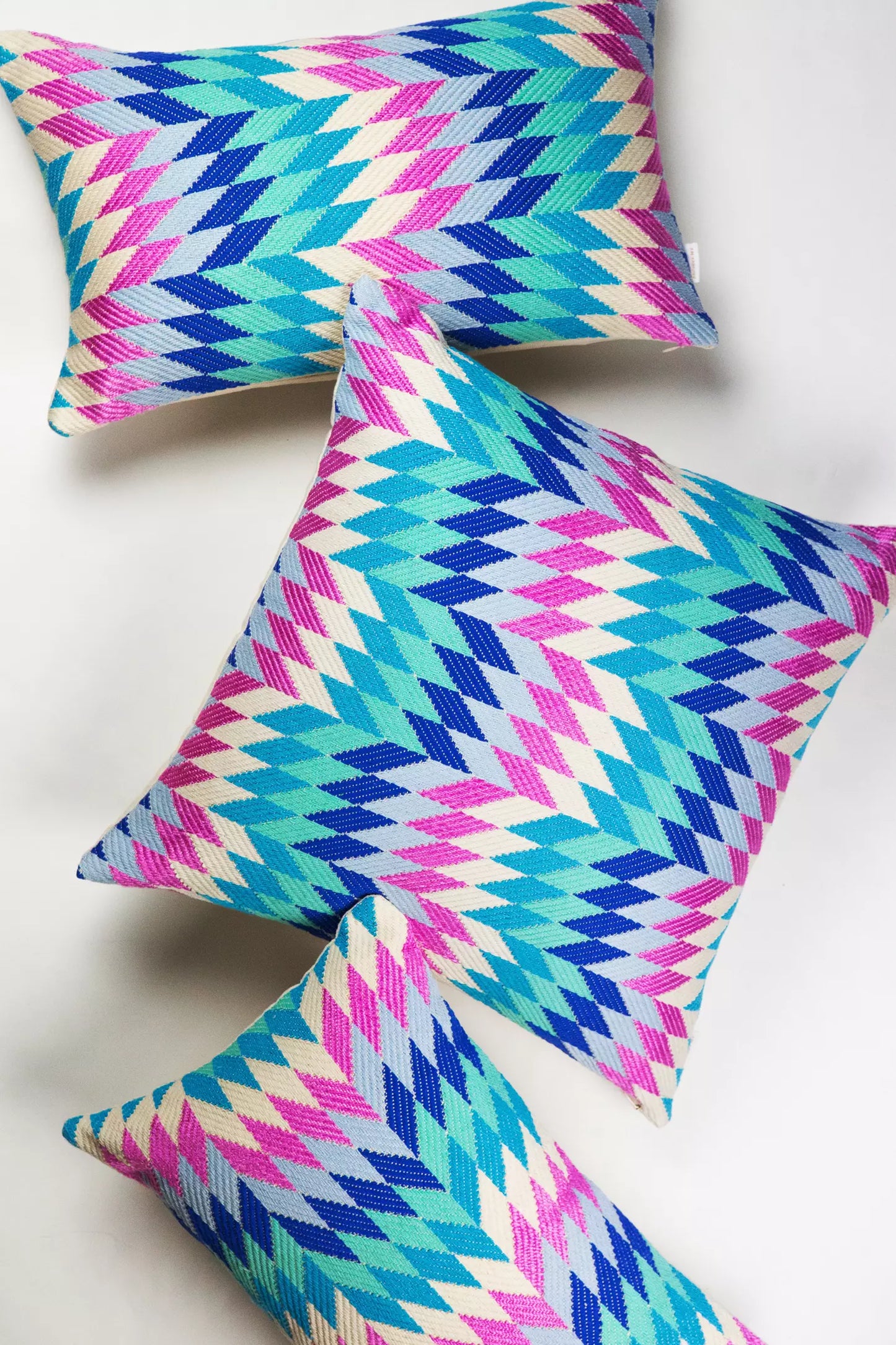 Almolonga Diamond Pillow - Blue Multi