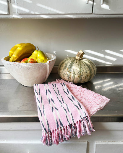 Xela Light Pink Jaspe Kitchen Towel