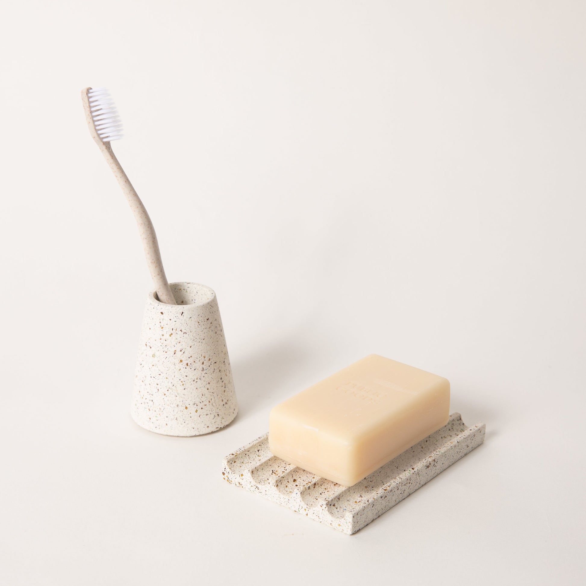 Soap Dish & Toothbrush Holder Set - pretti.cool