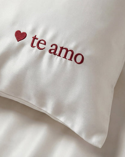 Te Amo Lumière Pillowcase Set