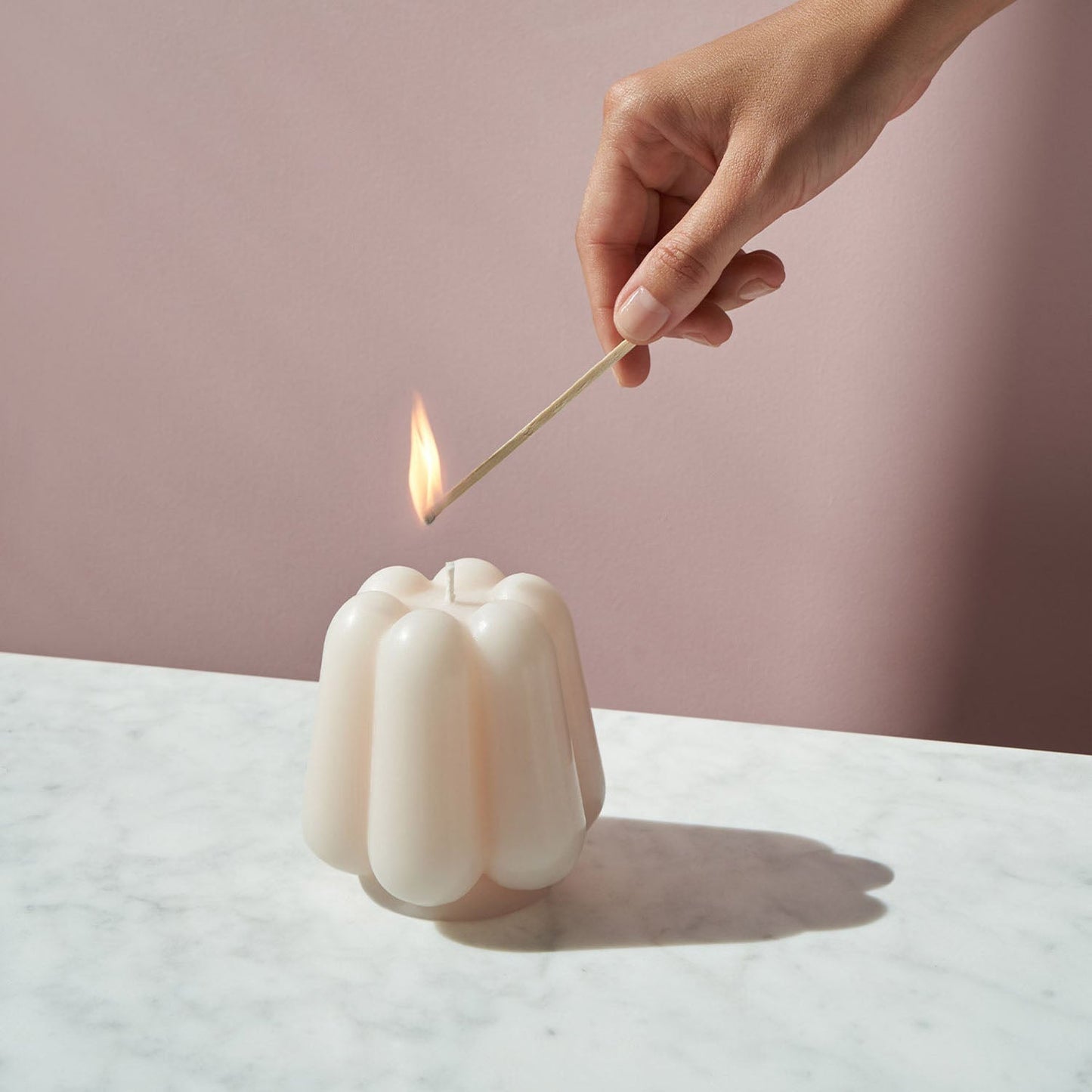 OCTAEVO Templo Candle - Ivory